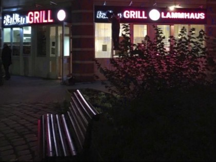 照片: Balkan Grill